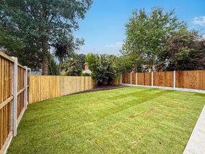 Photo 15- click for photo gallery